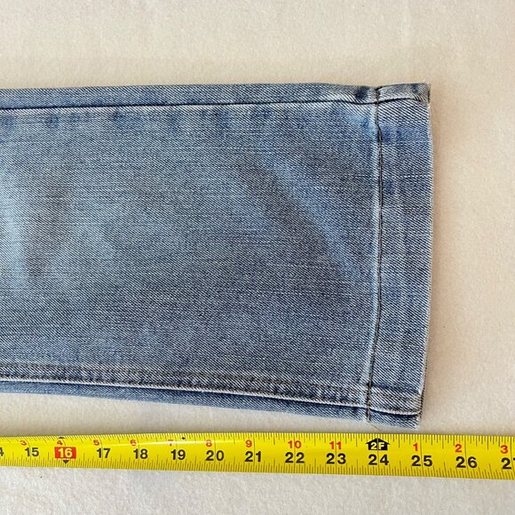 Tommy Hilfiger Women's Blue Denim Cropped Jeans Size 8 Straight Mid Rise Cotton - Picture 10 of 10